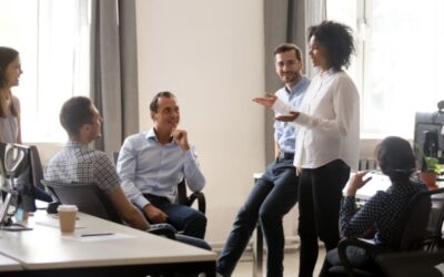 How Can B2B Firms Choose the Right Fractional CMO for Scalable Growth?